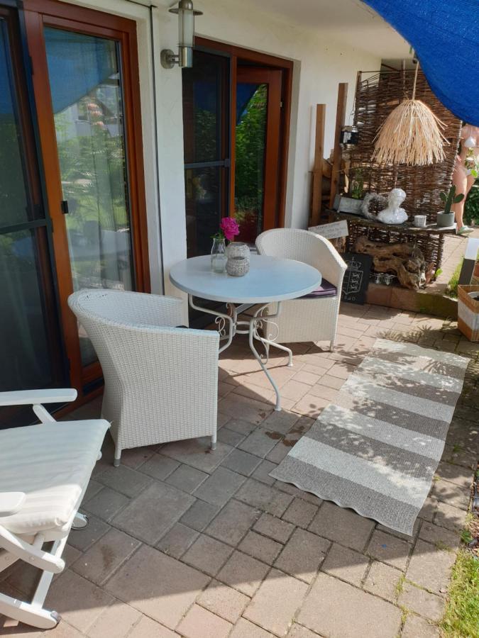 VIP Studio 22 mit Freisitz Terrasse, Kaminofen, Sauna Neuffen Exterior foto