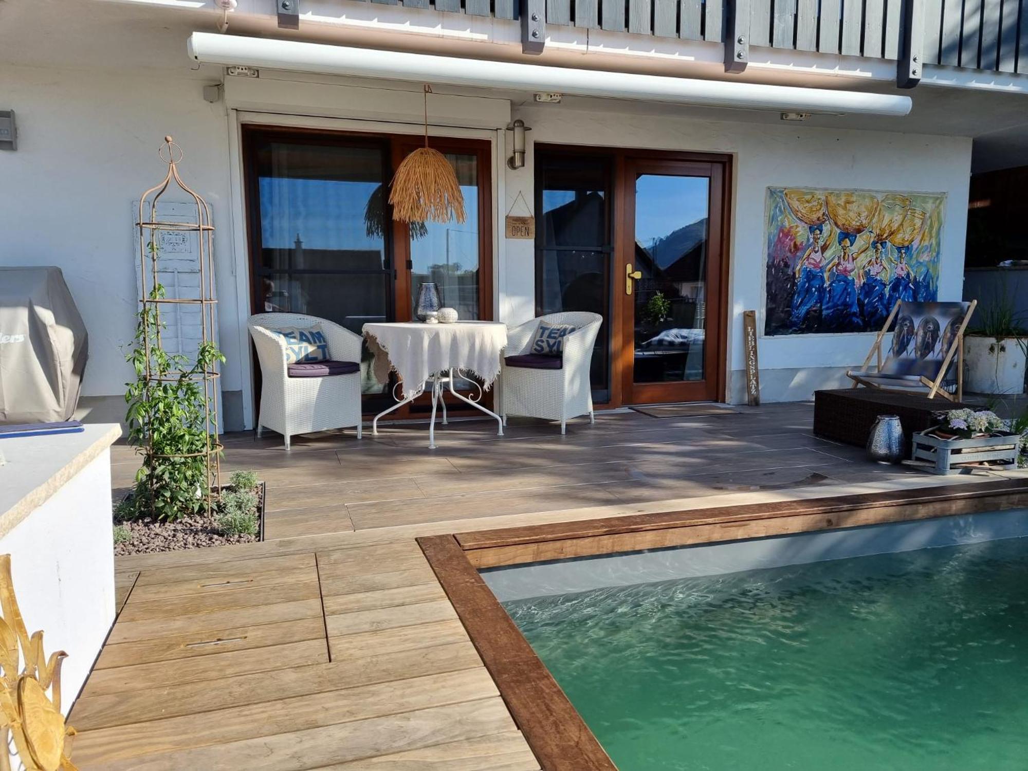 VIP Studio 22 mit Freisitz Terrasse, Kaminofen, Sauna Neuffen Exterior foto